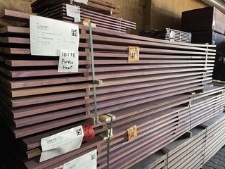 Ca. 90x Purple Heart hardhouten planken, 21x120mm, lengte 215cm